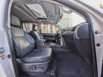 LEXUS GX460 2016 FULL OPTION IN EXCELLENT CONDITION-11