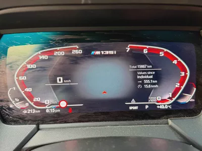 BMW 1-Series 135i 2024 - Korean Specs - Like New-7