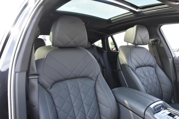 BMW X6 40i XDRIVE 2025 | BLACK