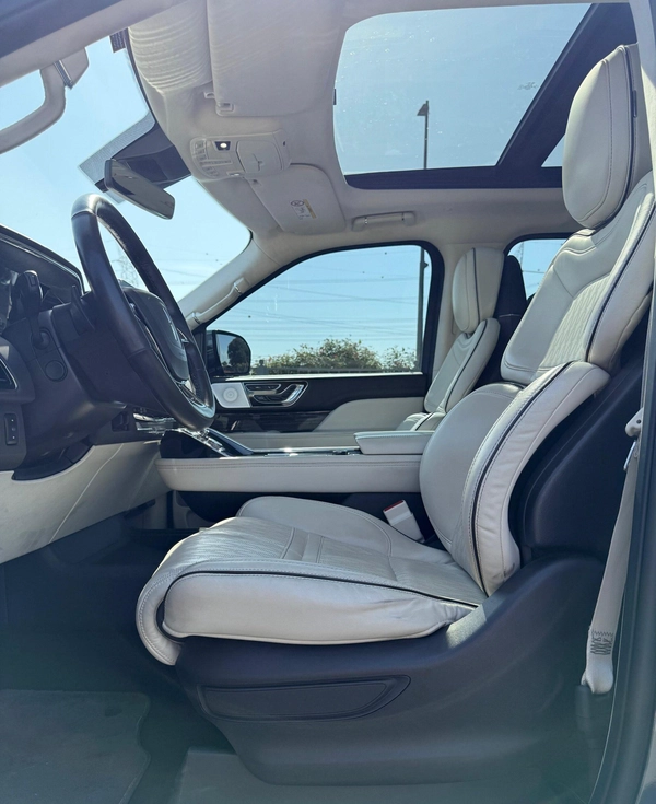 LINCOLN NAVIGATOR PRESIDENTIAL | MODEL: 2021 | WARRANTY VALID TILL 9TH OCTOBER 2026 OR 100,000 KMS |