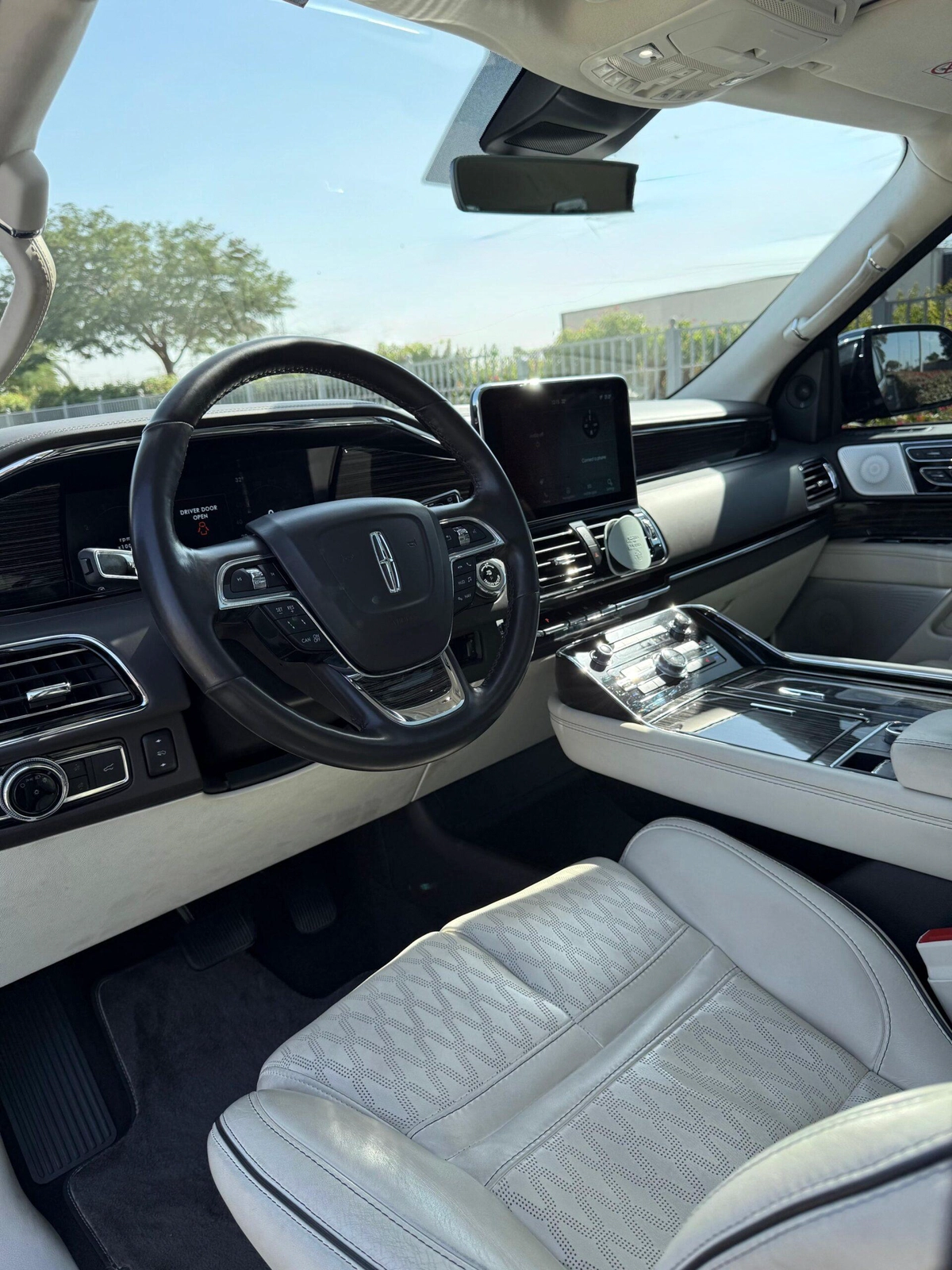 LINCOLN NAVIGATOR PRESIDENTIAL | MODEL: 2021 | WARRANTY VALID TILL 9TH OCTOBER 2026 OR 100,000 KMS |-8-8