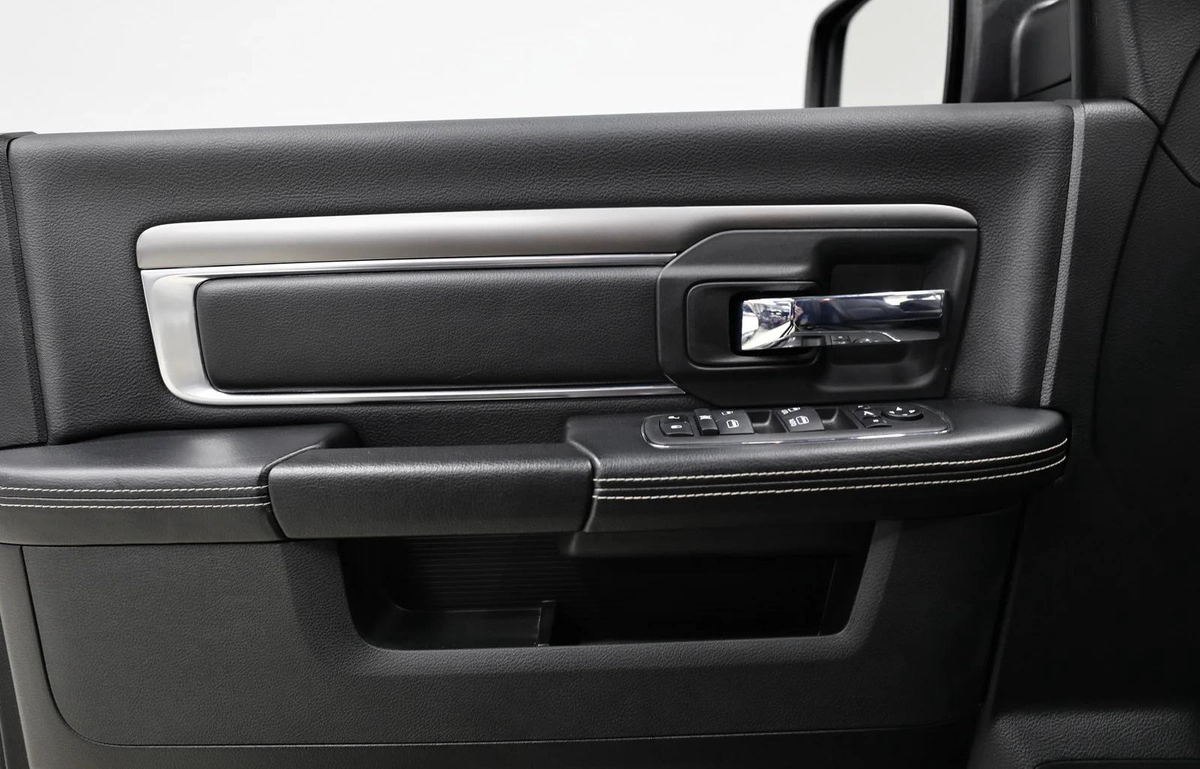 RAM 1500 Classic | Under Warranty Till 2027 | Free Insurance and Registration-12-12