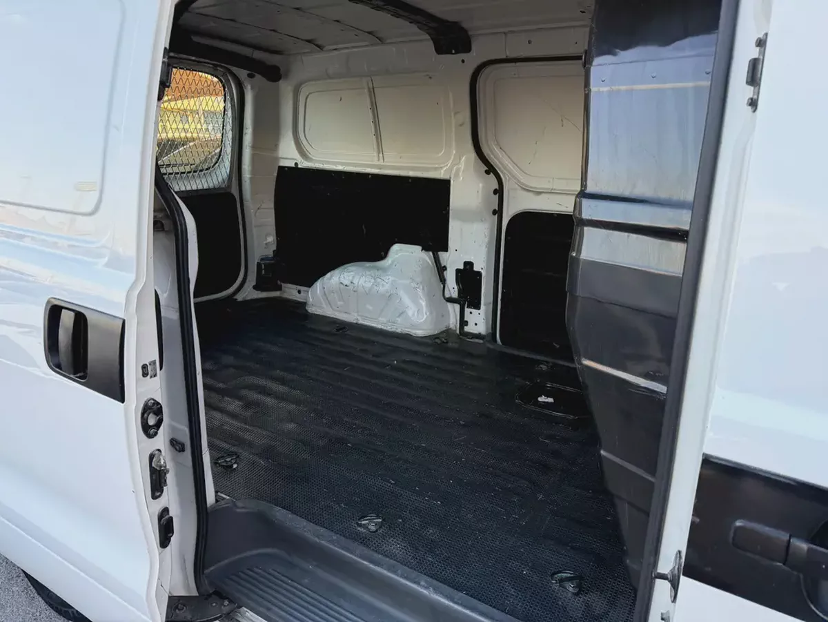 Hyundai H1 - 2021 GCC Specs, Absolutely Accident-Free
Original Paint-10-10