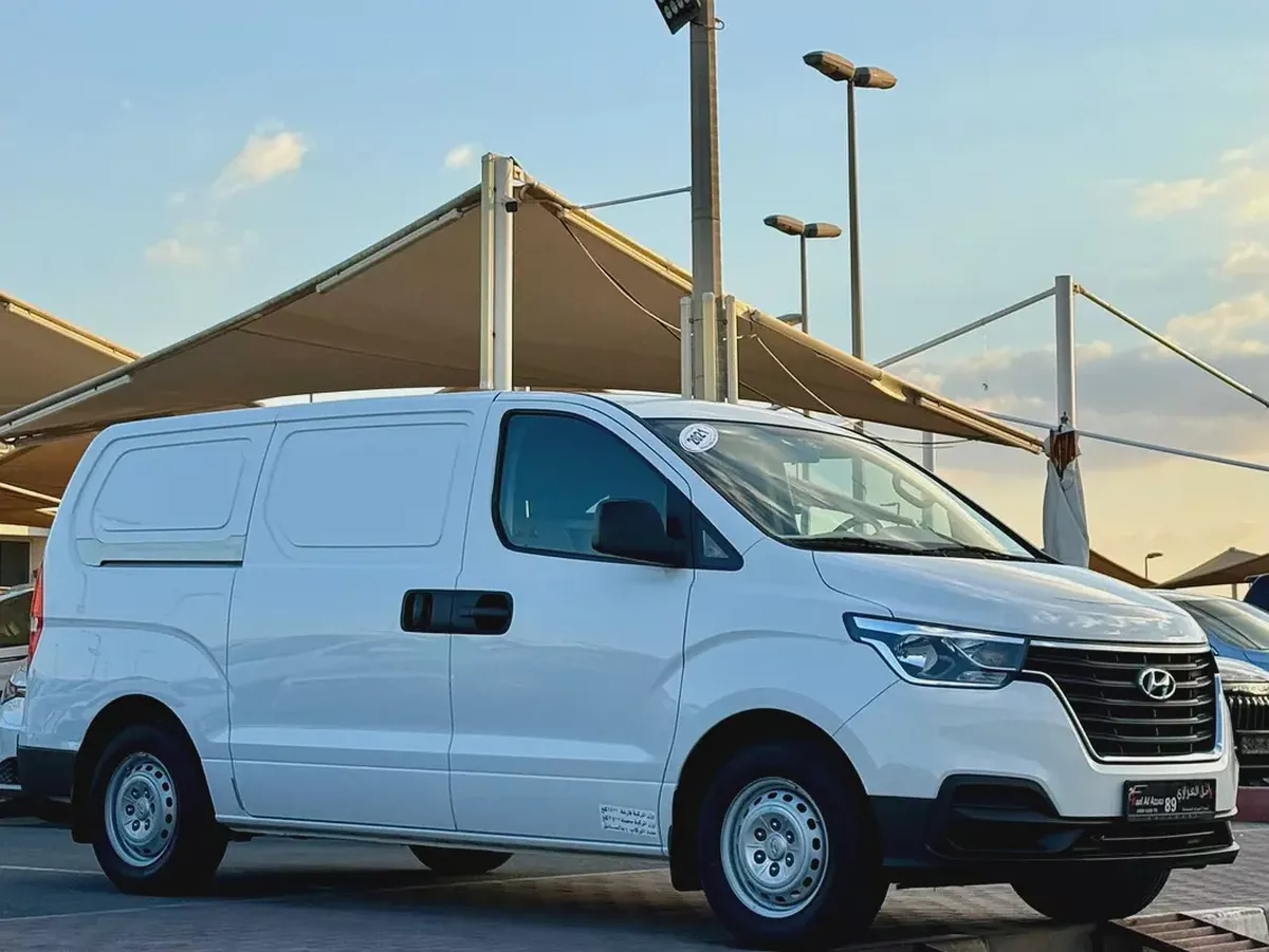 Hyundai H1 - 2021 GCC Specs, Absolutely Accident-Free
Original Paint-2-2