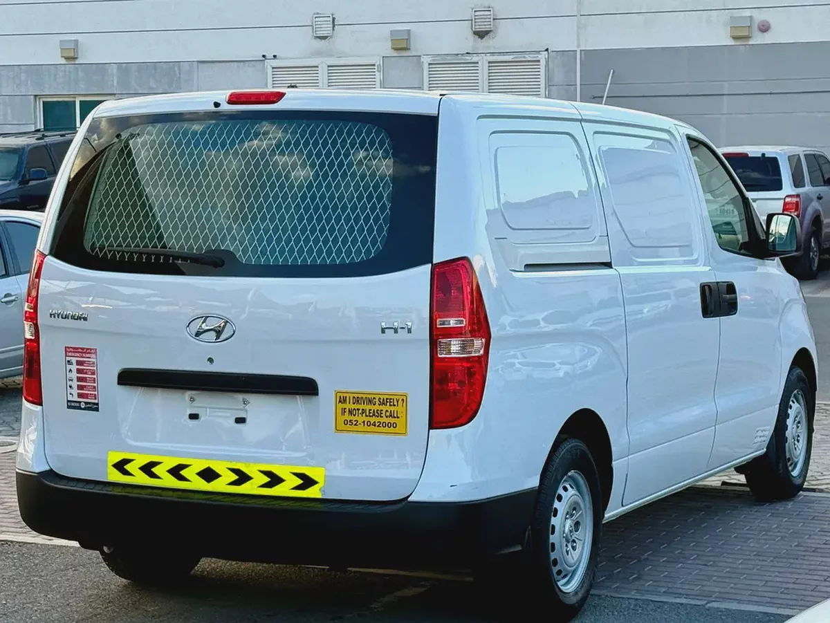 Hyundai H1 - 2021 GCC Specs, Absolutely Accident-Free
Original Paint-4-4