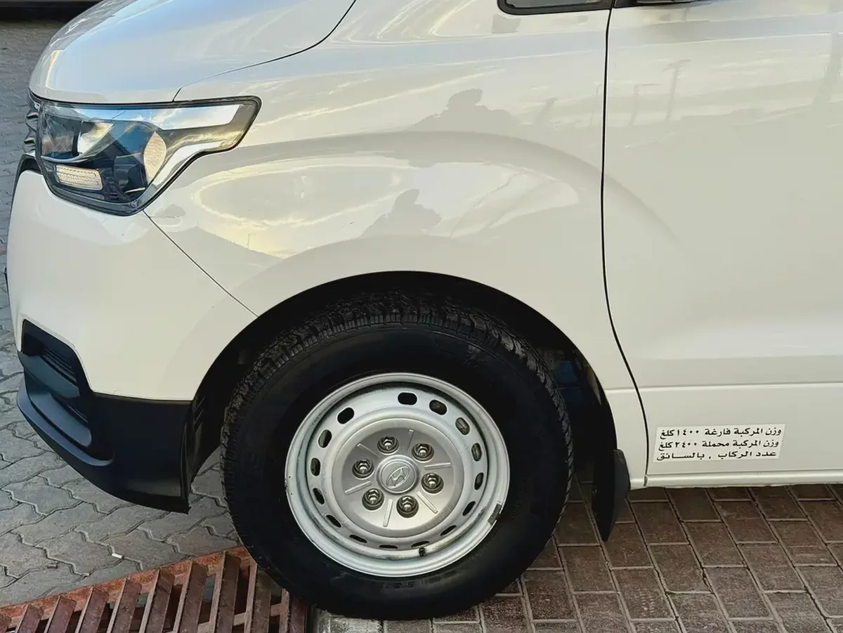 Hyundai H1 - 2021 GCC Specs, Absolutely Accident-Free
Original Paint-7-7