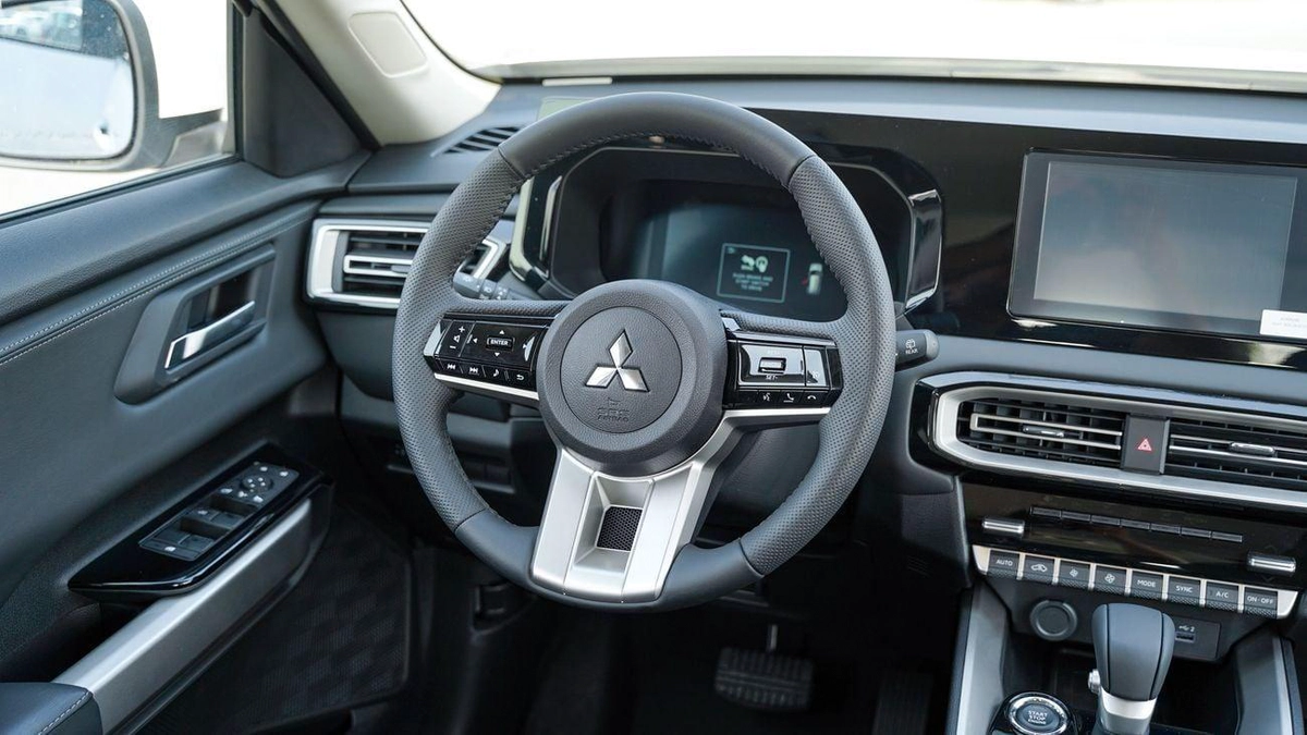 Mitsubishi Destinator Brand New 2026 Mitsubishi Destinator High Line 1.5L 7-Seater SUV GCC – Export Only-4-4