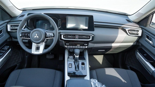 Mitsubishi Destinator Brand New 2026 Mitsubishi Destinator High Line 1.5L 7-Seater SUV GCC – Export Only