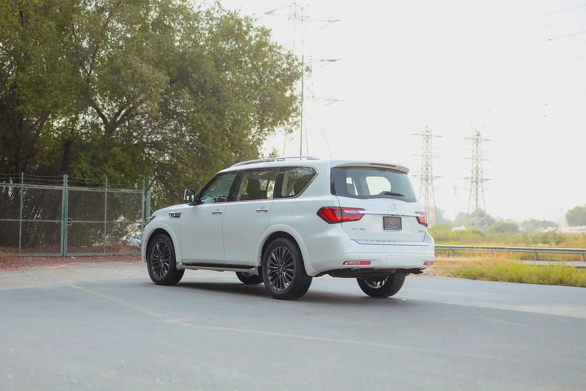 AED 2,585/Month | QX-80 Sensory | Free One Year Warranty | GCC Specs | REF#I60195-4-4