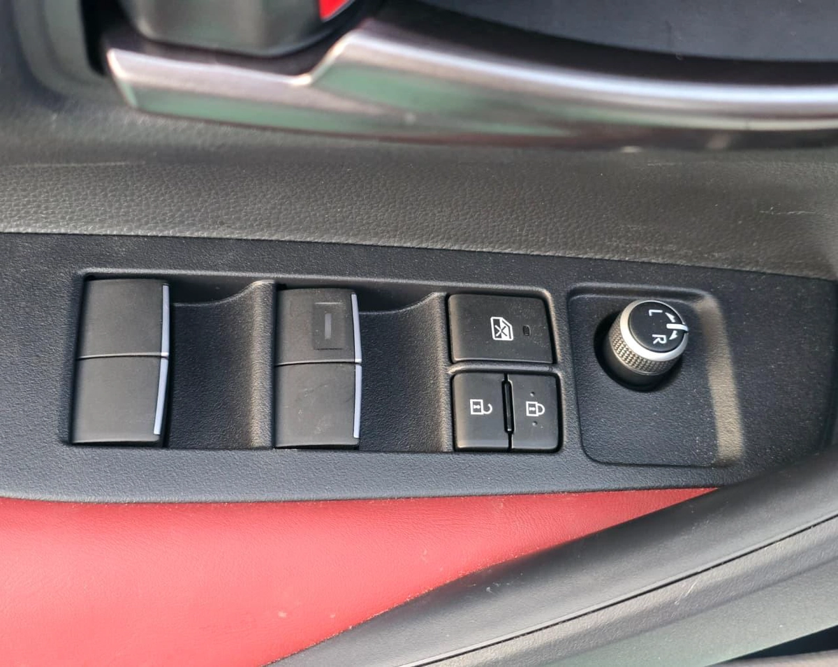 TOYOTA COROLLA LEVIN 2.0L PETROL 2026 – FULL OPTION-8-8