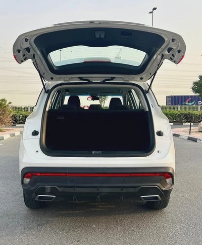 Chevrolet Captiva LS 2022 | GCC Specs | Low Mileage | Perfect Family SUV-7