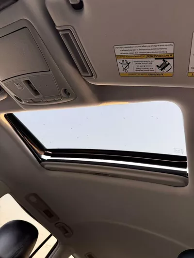Nissan Armada SL Full option 2023-10