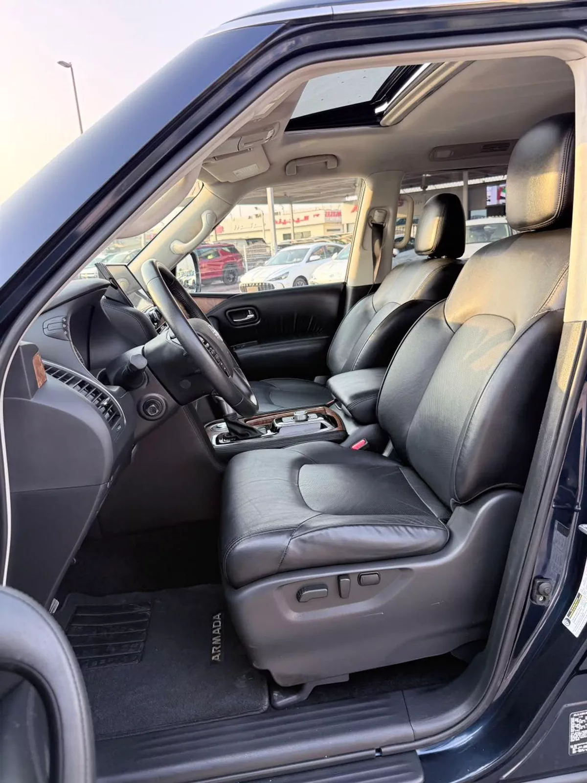 Nissan Armada SL Full option 2023-5-0