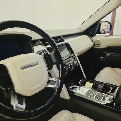 AED 1394 PM | LANDROVER DISCOVERY HSE 2019 | 7-SEATER | WELL MAINTAINED | 1 YEAR WARRANTY-10