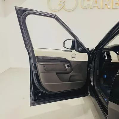 AED 1394 PM | LANDROVER DISCOVERY HSE 2019 | 7-SEATER | WELL MAINTAINED | 1 YEAR WARRANTY-7