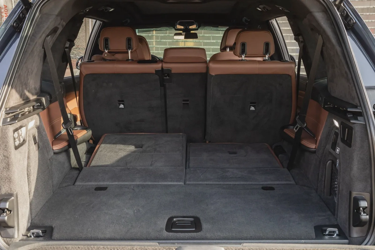 BMW X7 40 2020-18-18