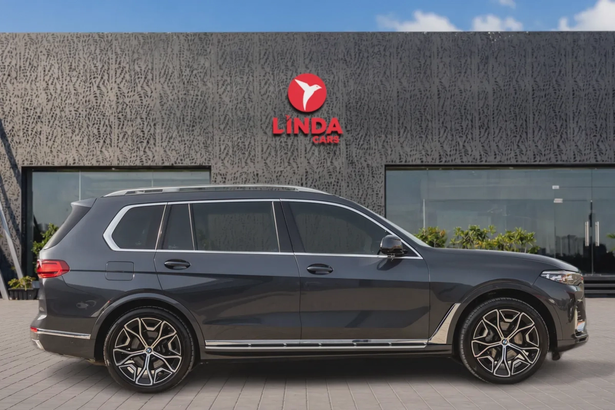 BMW X7 40 2020-6-6