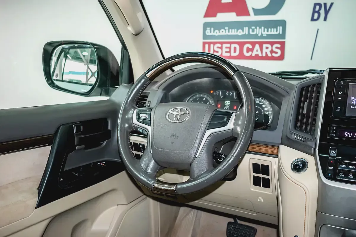 1 YEAR WARRANTY | 4.0 L | GCC | AED 2500 PM-9-9