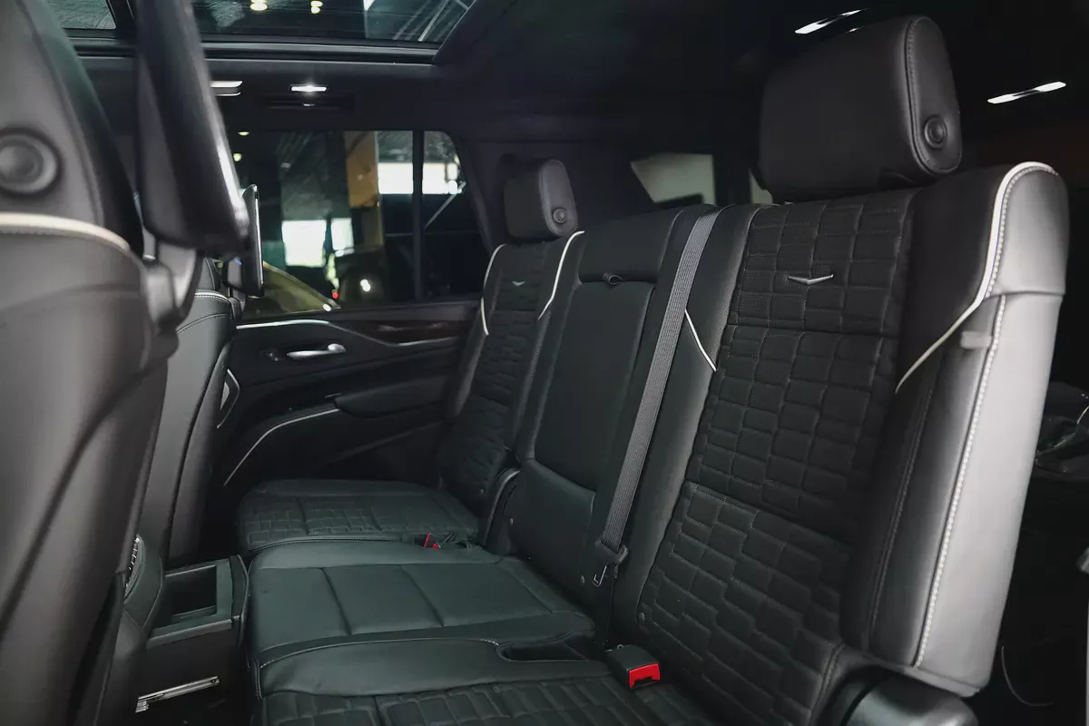 CADILLAC ESCALADE 600 ESV 6.2L V8 4WD PREMIUM LUXURY PLATINUM / 2024 / BRAND NEW-6-6