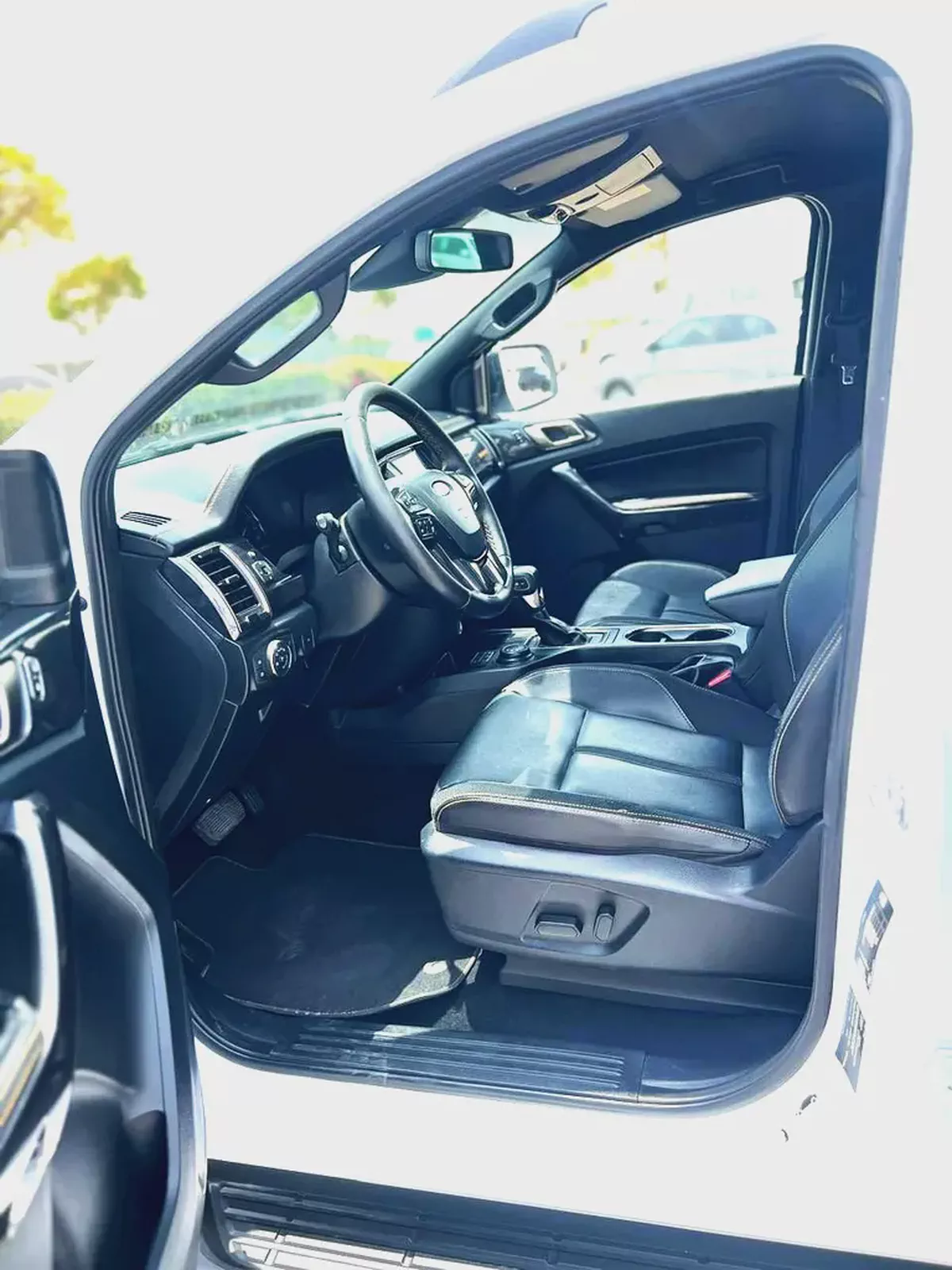 Ford Ranger WildTrak 2022 GCC Petrol Automatic Gear Full Option-7-7