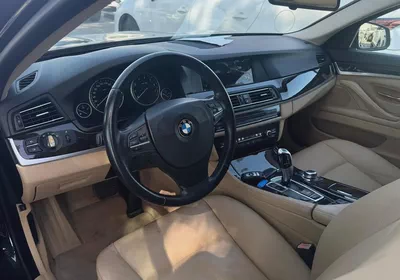 BMW 528i - 2010 - BLACK WITH BEIGE INTERIOR CLEAN CAR FRESH JAPAN IMPORT-9
