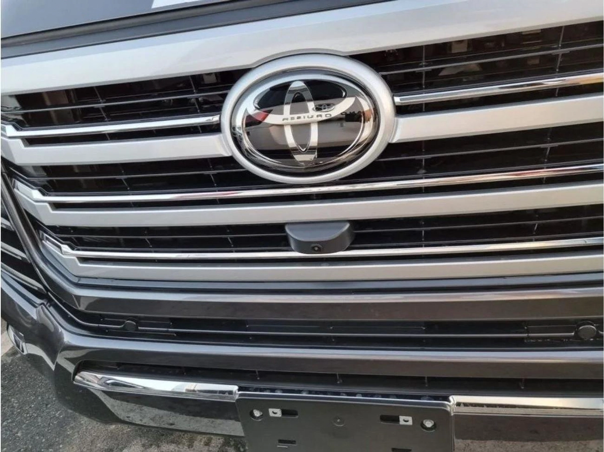 Toyota Land Cruiser VXR Vx 3.3 deisel