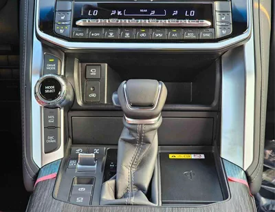 Toyota Land Cruiser VXR 3.3L DIESEL || PWR WITH MEMORY SEATS || HUD , RADAR | JBL SPEAKERS (CODE # LCDVXRHA)-24