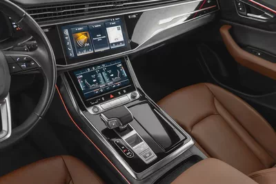 4,224 AED / 60 months | 0% DP | 2023 Audi Q8 55TFSi S-Line / Full Service History-8