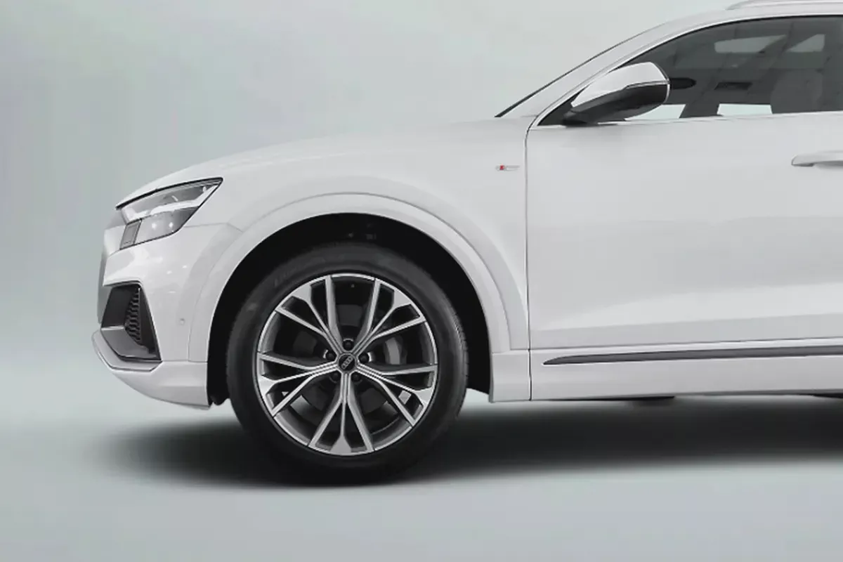 4,224 AED / 60 months | 0% DP | 2023 Audi Q8 55TFSi S-Line / Full Service History-5-5