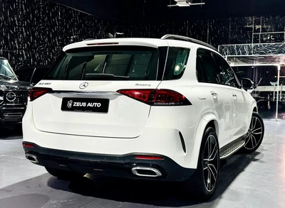 Mercedes-Benz GLE 450 2021 GCC specs for 220,000.00 AED-7