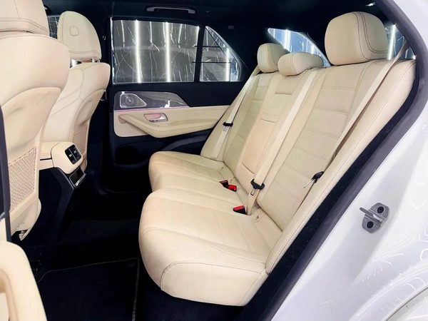 Mercedes-Benz GLE 450 2021 GCC specs for 220,000.00 AED
