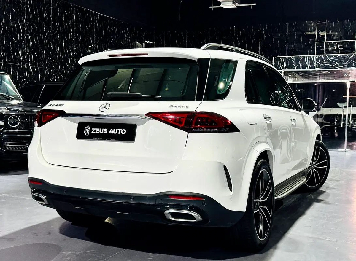 Mercedes-Benz GLE 450 2021 GCC specs for 220,000.00 AED-7-7
