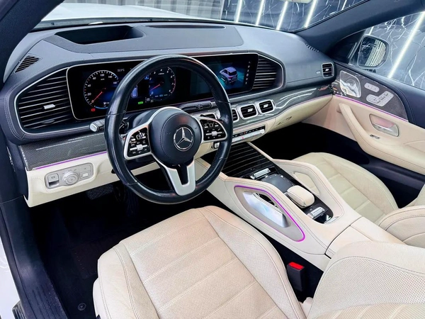 Mercedes-Benz GLE 450 2021 GCC specs for 220,000.00 AED