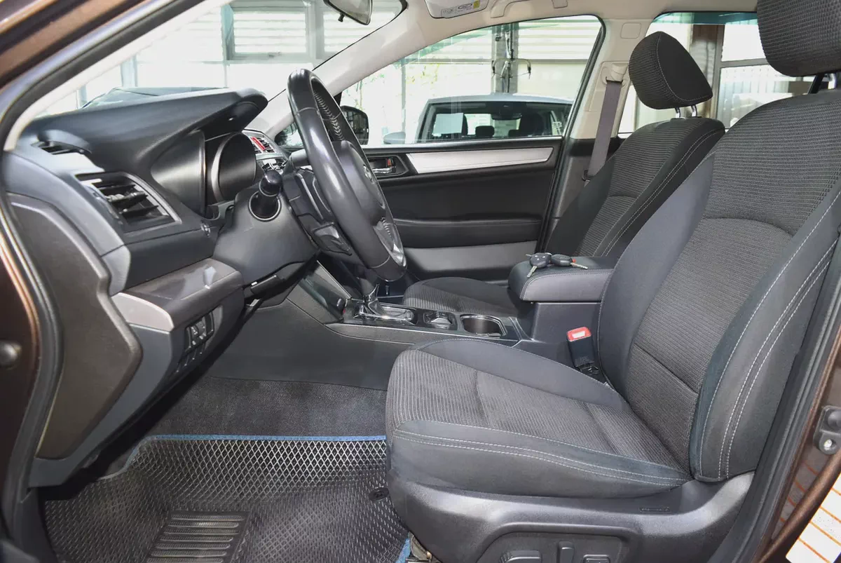 Full Service History . GCC Specs . Low Mileage-6-6