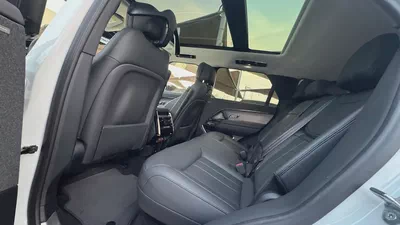 range rover sport SE P360 2023 | American specs | Clean Title-16