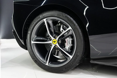 Ferrari 296 GTB-5