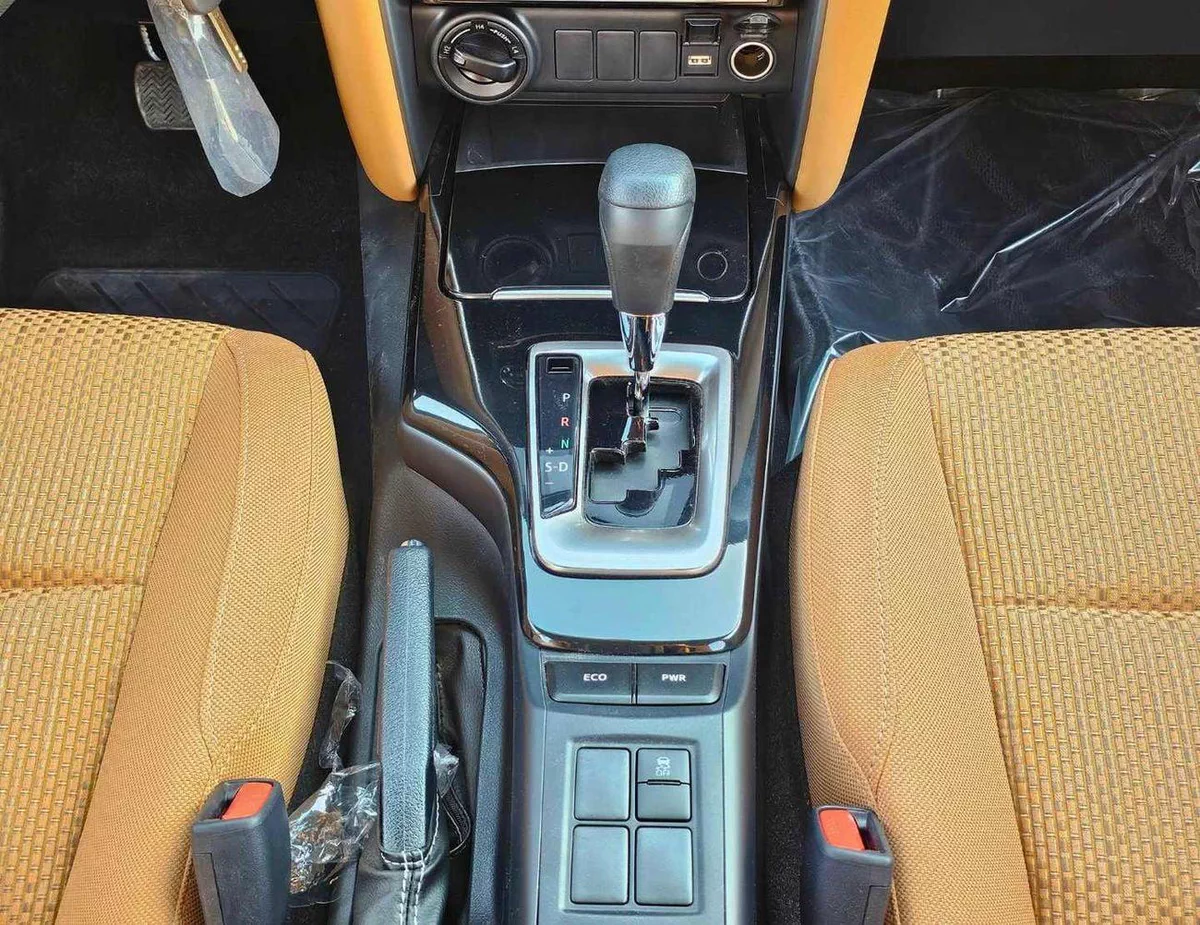 Toyota Fortuner EXR SR5 MID OPTION,OM | 2.7L PETROL V4 A/T 4WD | AUTO AC  (CODE # FPE1)-14-0