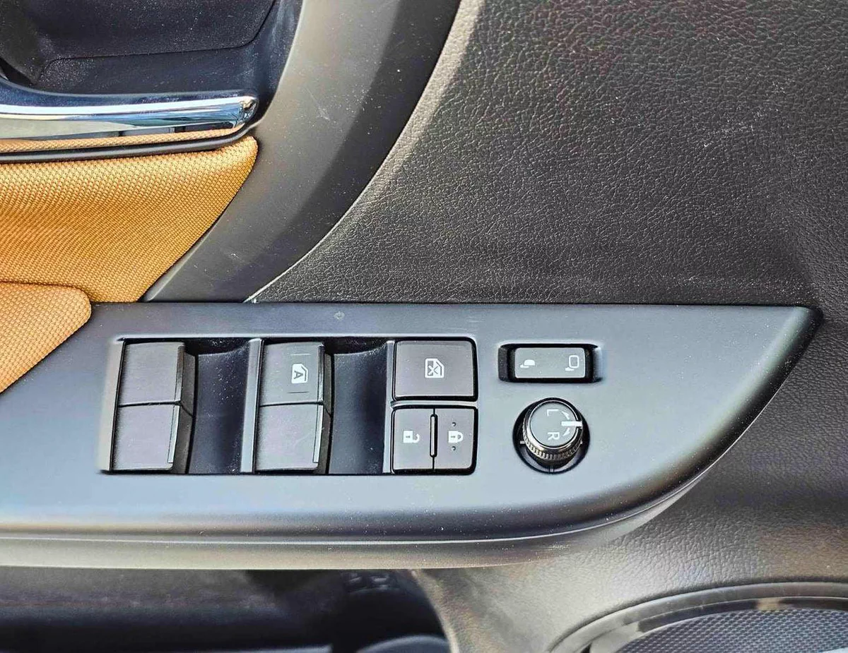 Toyota Fortuner EXR SR5 MID OPTION,OM | 2.7L PETROL V4 A/T 4WD | AUTO AC  (CODE # FPE1)-16-0