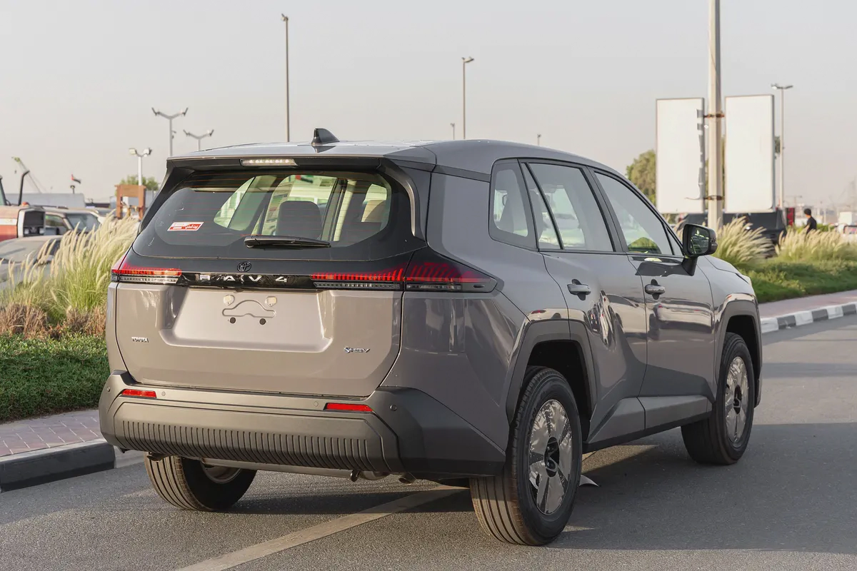 Toyota RAV4 LE | GCC Specs | Hybrid | V4 | FWD | 2026 (EXPORT)-3-3