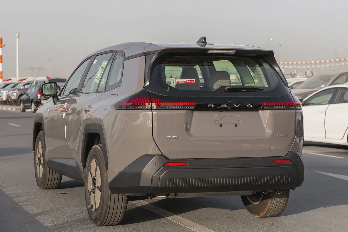 Toyota RAV4 LE | GCC Specs | Hybrid | V4 | FWD | 2026 (EXPORT)-5-5