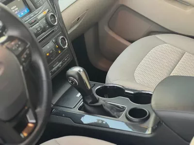 Ford Explorer Base 2018 GCC Specs-13