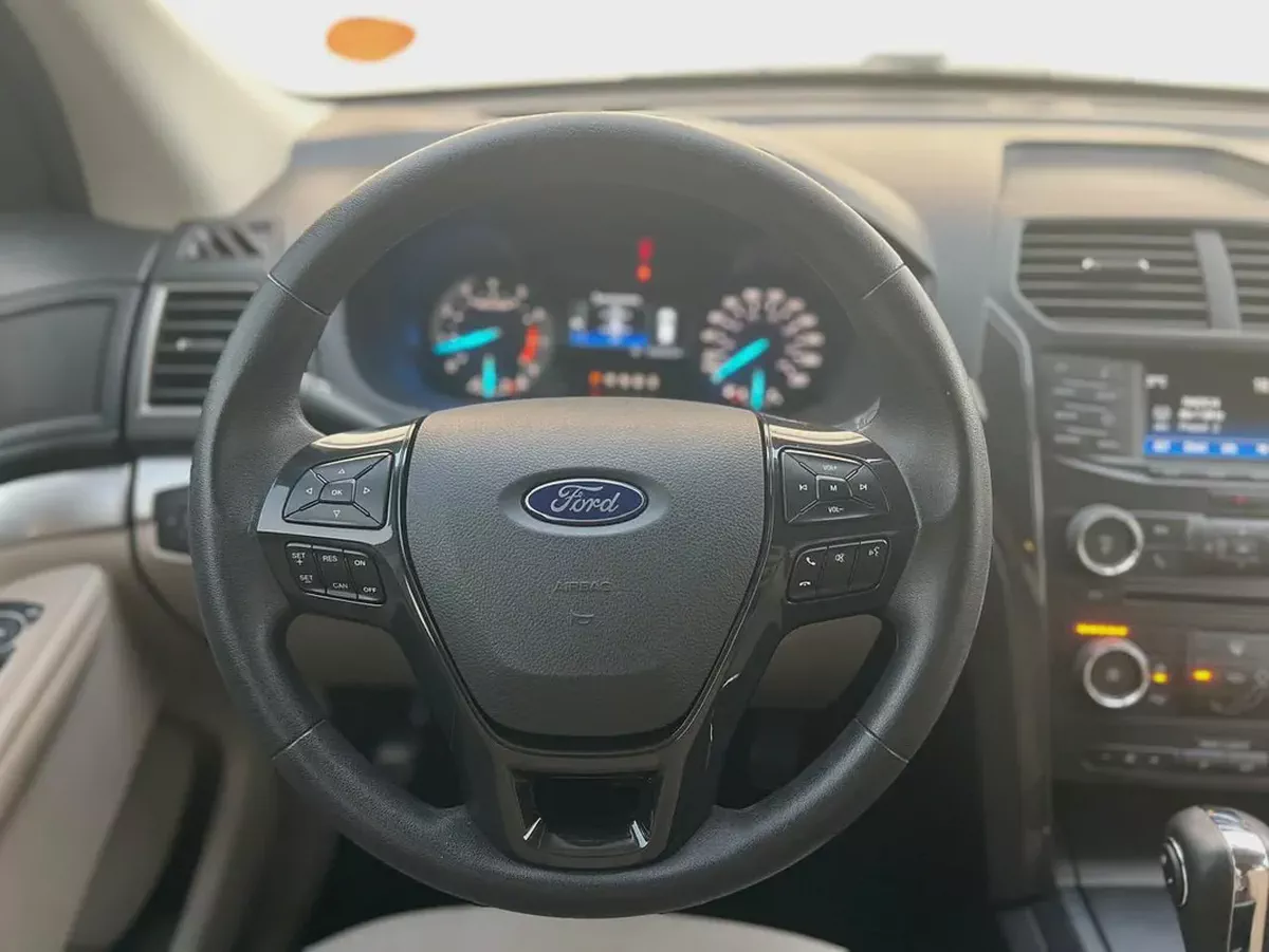 Ford Explorer Base 2018 GCC Specs-9-9