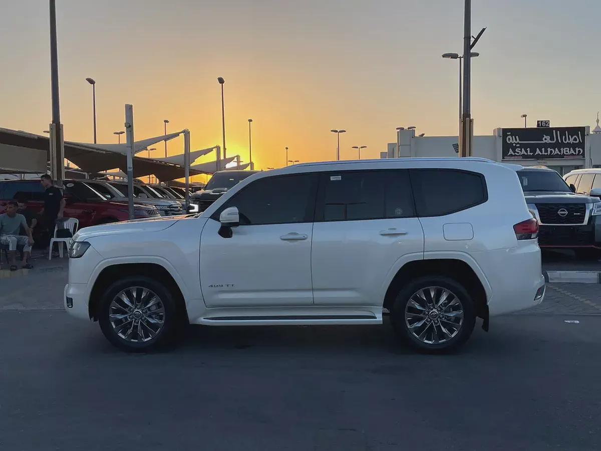 تويوتا لاند كلوزر توين تيربو Toyota Land Cruiser 2024 GXR GCC Specs - Brand New-2-2