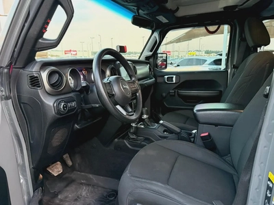Jeep gladiator sport S fully loaded with amazing condition-5