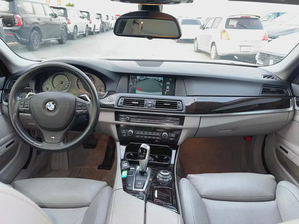 2011 - BMW 550I - JAPANES SPECS - ONLY 93,000 KM-7-7