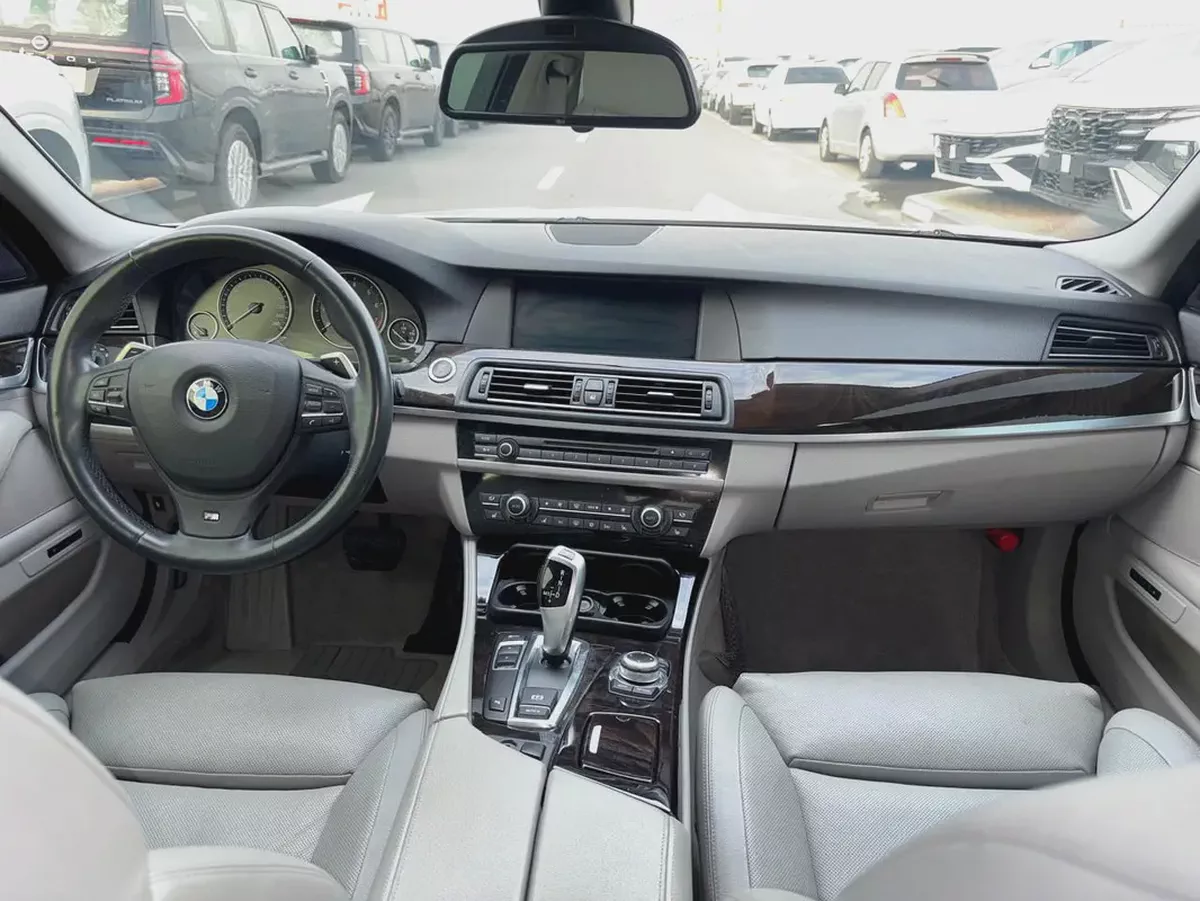 2011 - BMW 550I - JAPANES SPECS - ONLY 93,000 KM-8-8