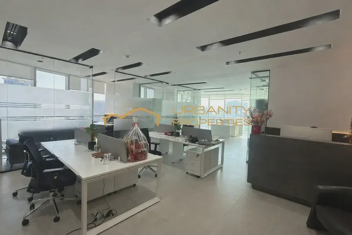 Fully Fitted Office | Prime Business Bay Location | 1 Parking-3-3