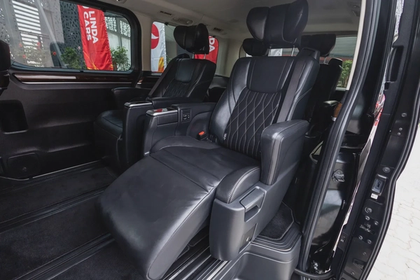 Toyota Granvia