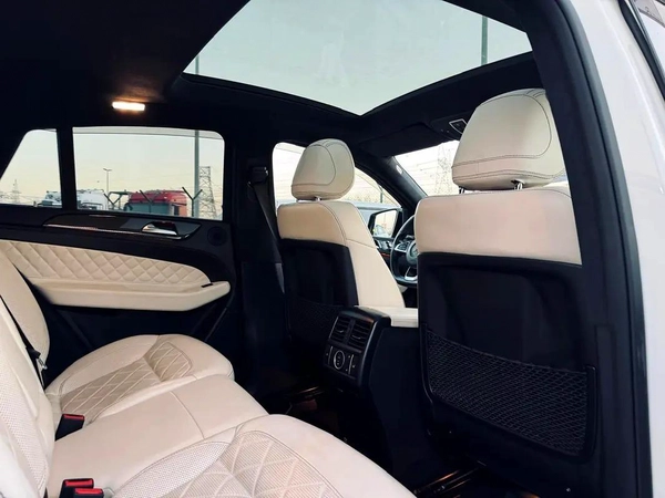 BENZ GLE43 AMG | 2017 | LOW MILEAGE 42000KM DONE | FRESH JAPAN IMPORT