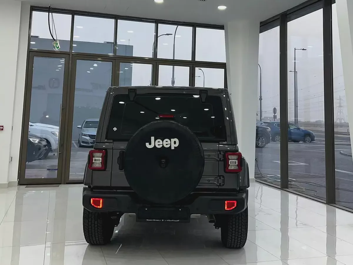 Jeep Wrangler Unlimited Sahara 2022 GCC Specs - Excellent Condition-17-17